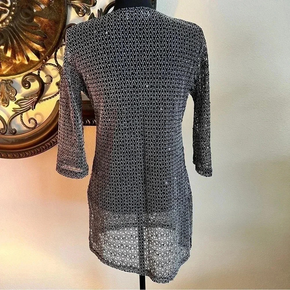 J Valdi Black White Zig Zigzag Crocheted V-Neck Beach Coverup with Black Sequins - Picture 3 of 13